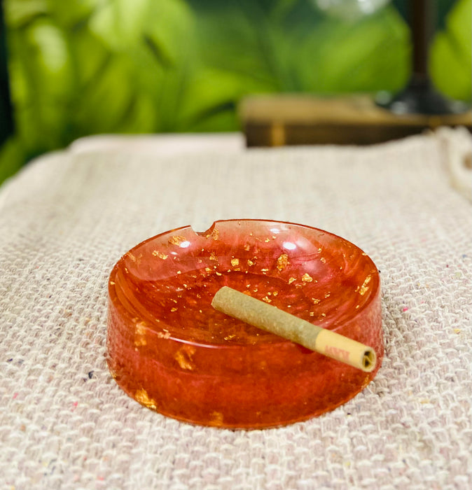 Soleil Bris Small Dark coral with Gold Speckled Hand Made Resin Round Ashtray
