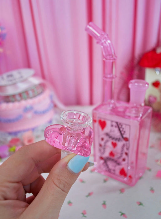 BURNING LOVE Queen of Hearts Bong