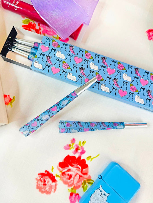 BURNING LOVE Coquette Cones
