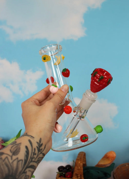 BURNING LOVE FARMER'S MARKET BONG