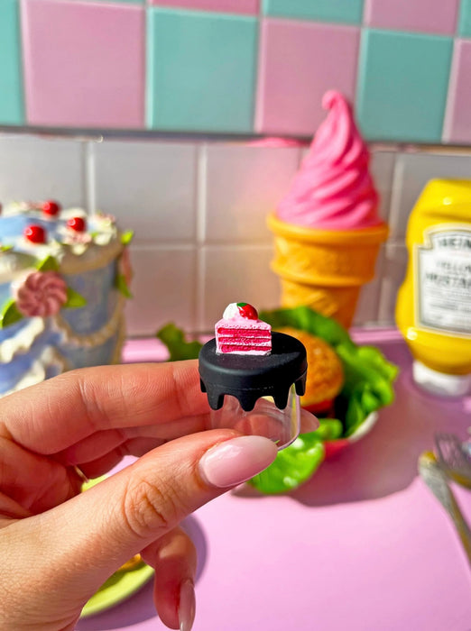 BURNING LOVE Silicone Glass Jar - Cake