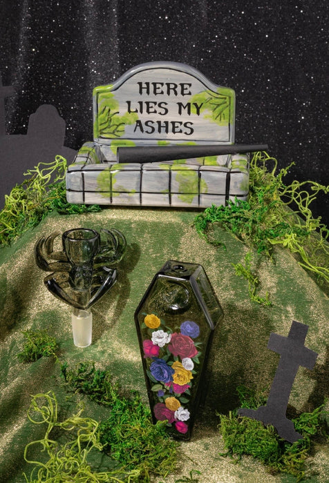 CANNA STYLE TOMBSTONE ASHTRAY