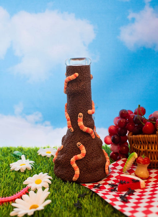 BURNING LOVE Worms! Bong