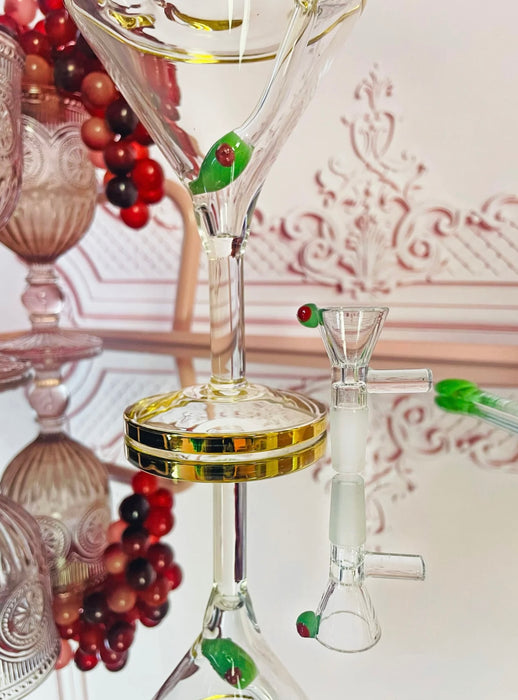 BURNING LOVE Martini Bong