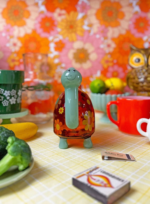 BURNING LOVE RETRO TURTLE BONG