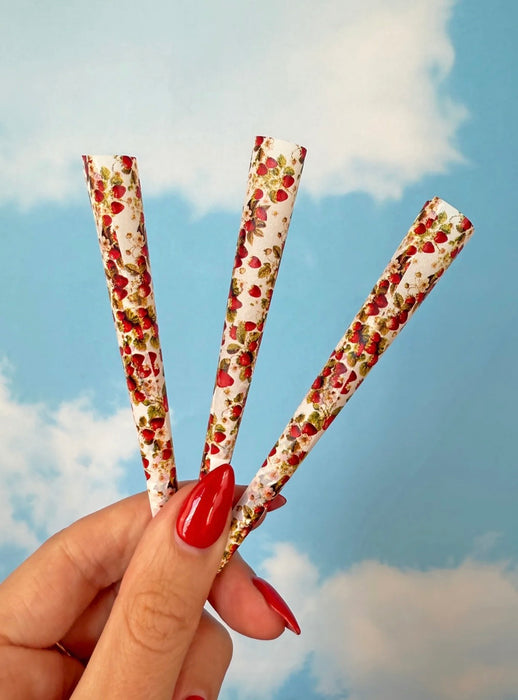 BURNING LOVE STRAWBERRY CONES - 9 PACK