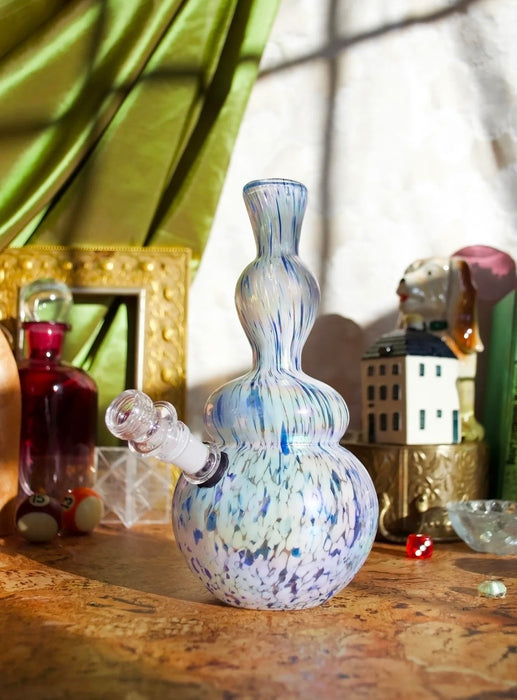 BURNING LOVE MOTHER OF PEARL BONG
