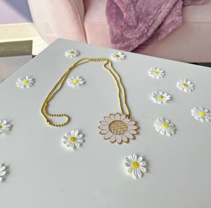 BURNING LOVE Daisy Portable Grinder Necklace