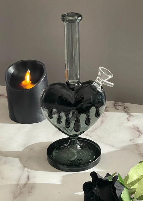 CANNA STYLE GOTH HEART BONG