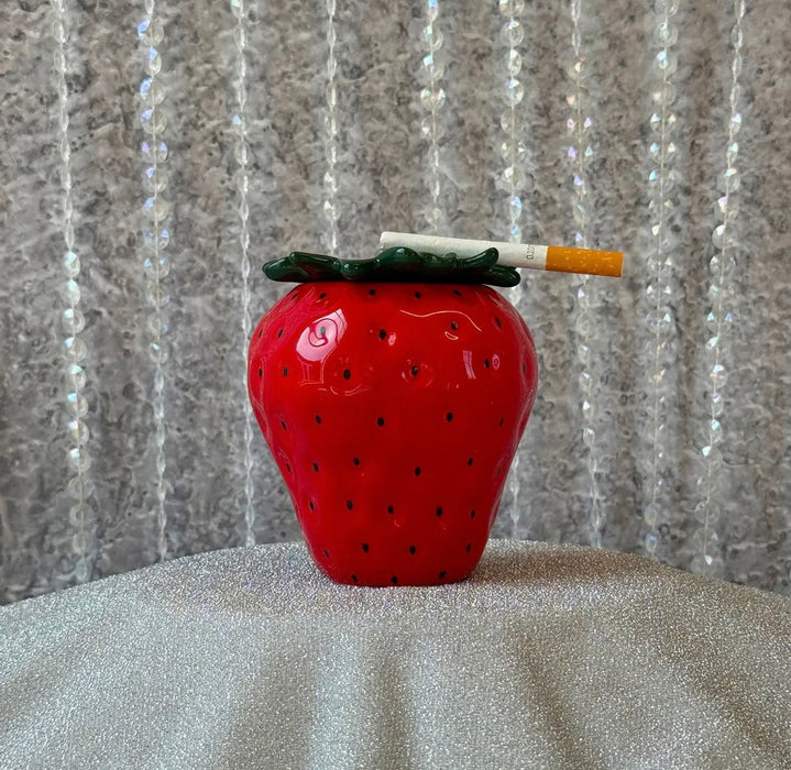 BURNING LOVE Strawberry Ash Tray