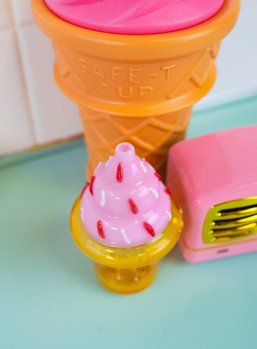 BURNING LOVE Cupcake Pipe