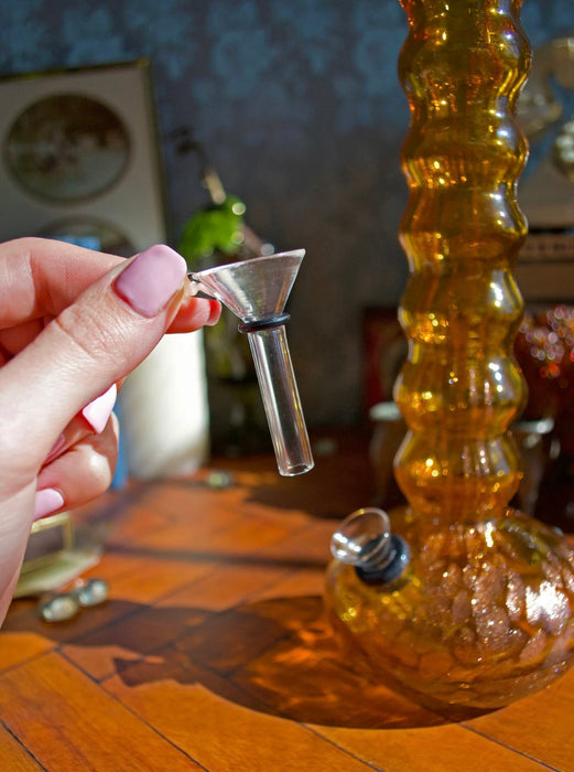 BURNING LOVE Fool's Gold Bong