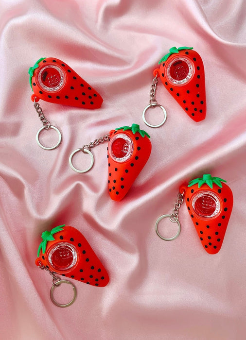 CANNA STYLE STRAWBERRY UNBREAKABLE KEYCHAIN PIPE
