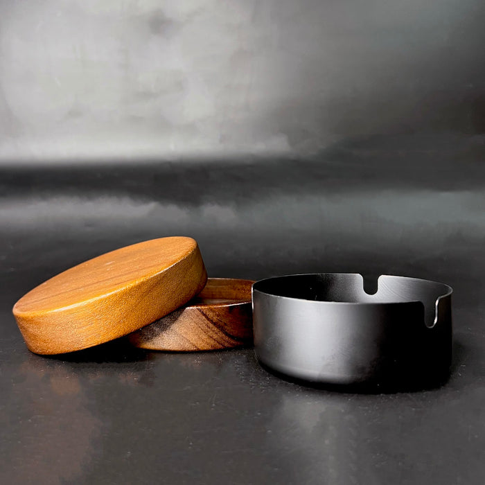 Haus of Topper Objects Wood Hideaway matte black ashtray