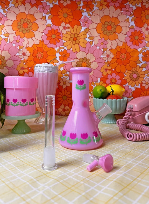 BURNING LOVE ATOMIC TULIP MINI BONG