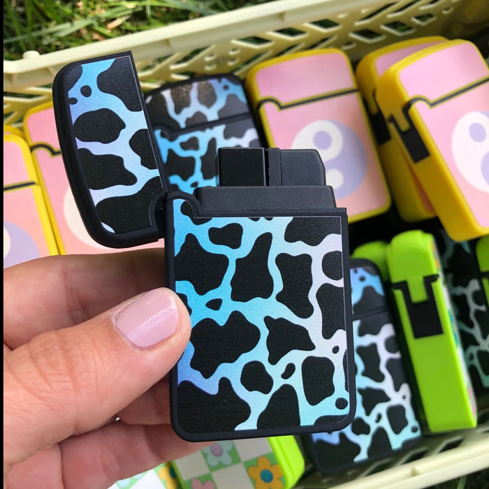 JANEYS Cow Print Refillable Lighter