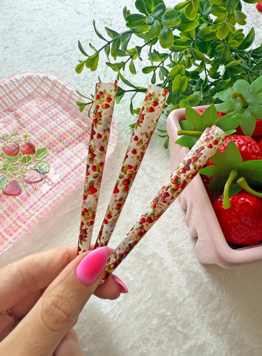 BURNING LOVE STRAWBERRY CONES - 9 PACK