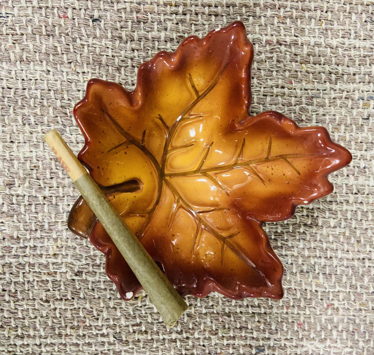 HAPPY BUDS Vintage Ceramic Leaf Ashtray Burnt Orange