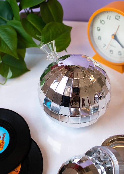 Canna Style DISCO BALL BONG