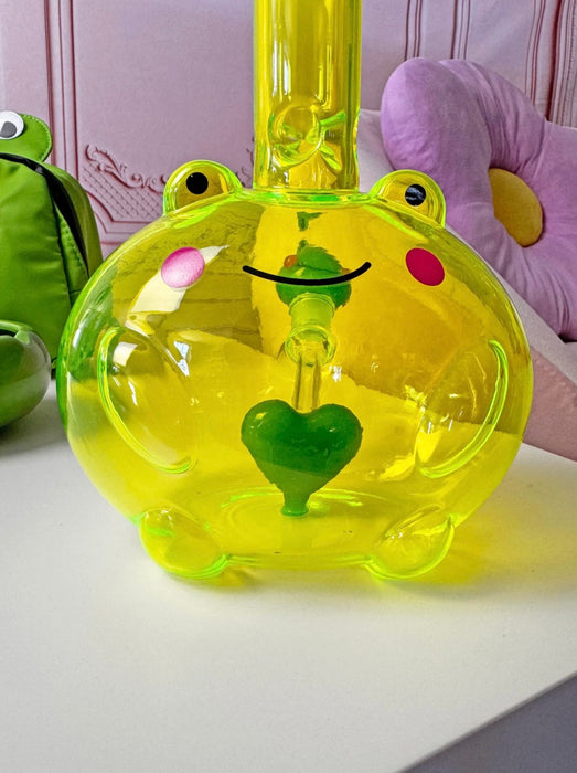 BURNING LOVE Ms. Frog, The Bong