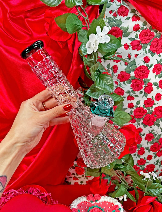 BURNING LOVE Love Bomb Bong